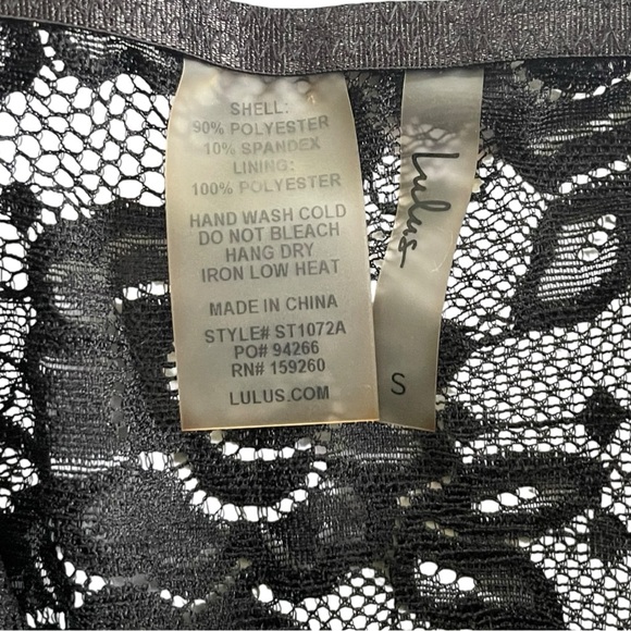 Lulus Women’s Black Lace Padded Clamshell Cup Bodysuit Snap Crotch Sz. S - Picture 10 of 10